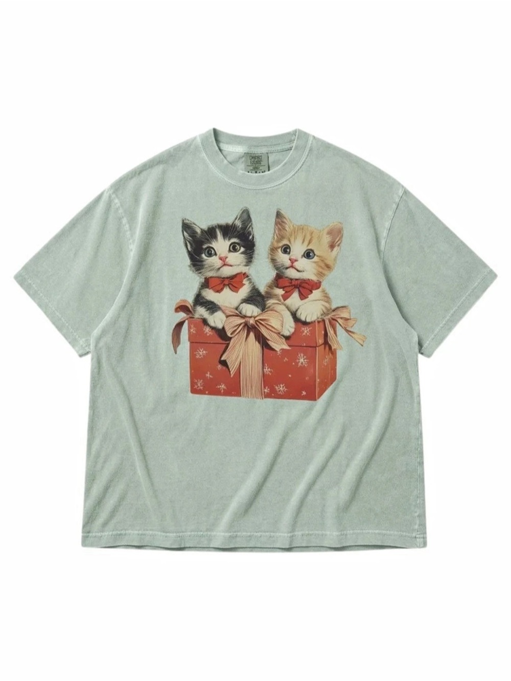 Comfort Colors Cat Graphic Short Sleeve Tee in Green